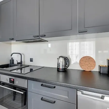 Lägenhet Albatross Tower - W Centrum Przymorza By Grand *